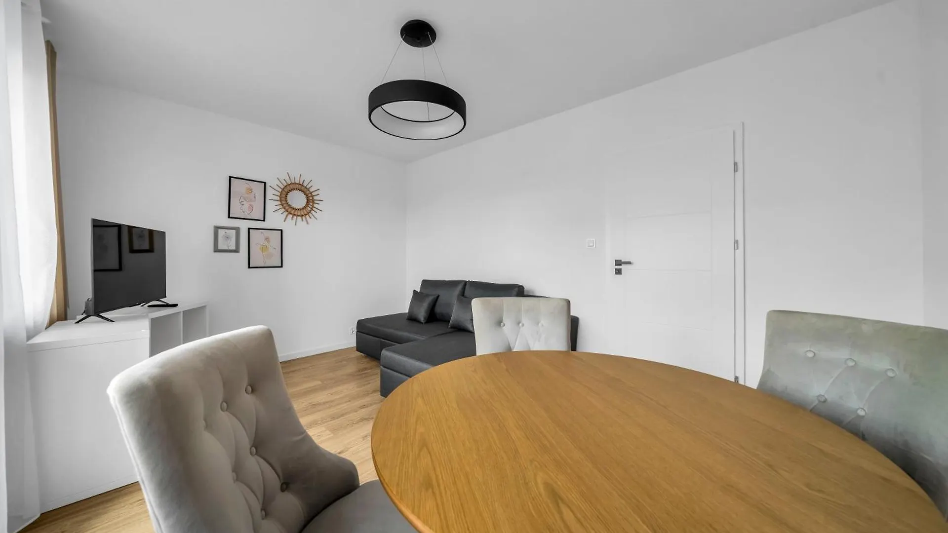 Mokotow Modzelewskiego Modern Apartment Warschau